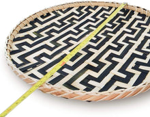 Ann Lee Design Round Serving Trays - 14 x 14 x 1.7 Inches (Snake Black)